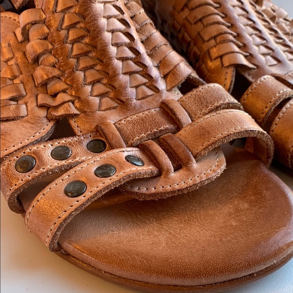 Free People Bed Stu Claire Gladiator Tan Leather Sandals Sz 7 - Picture 13 of 14